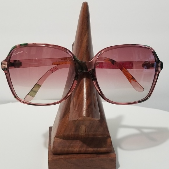 Gucci Accessories - Gucci Flora Sunglasses - Rose